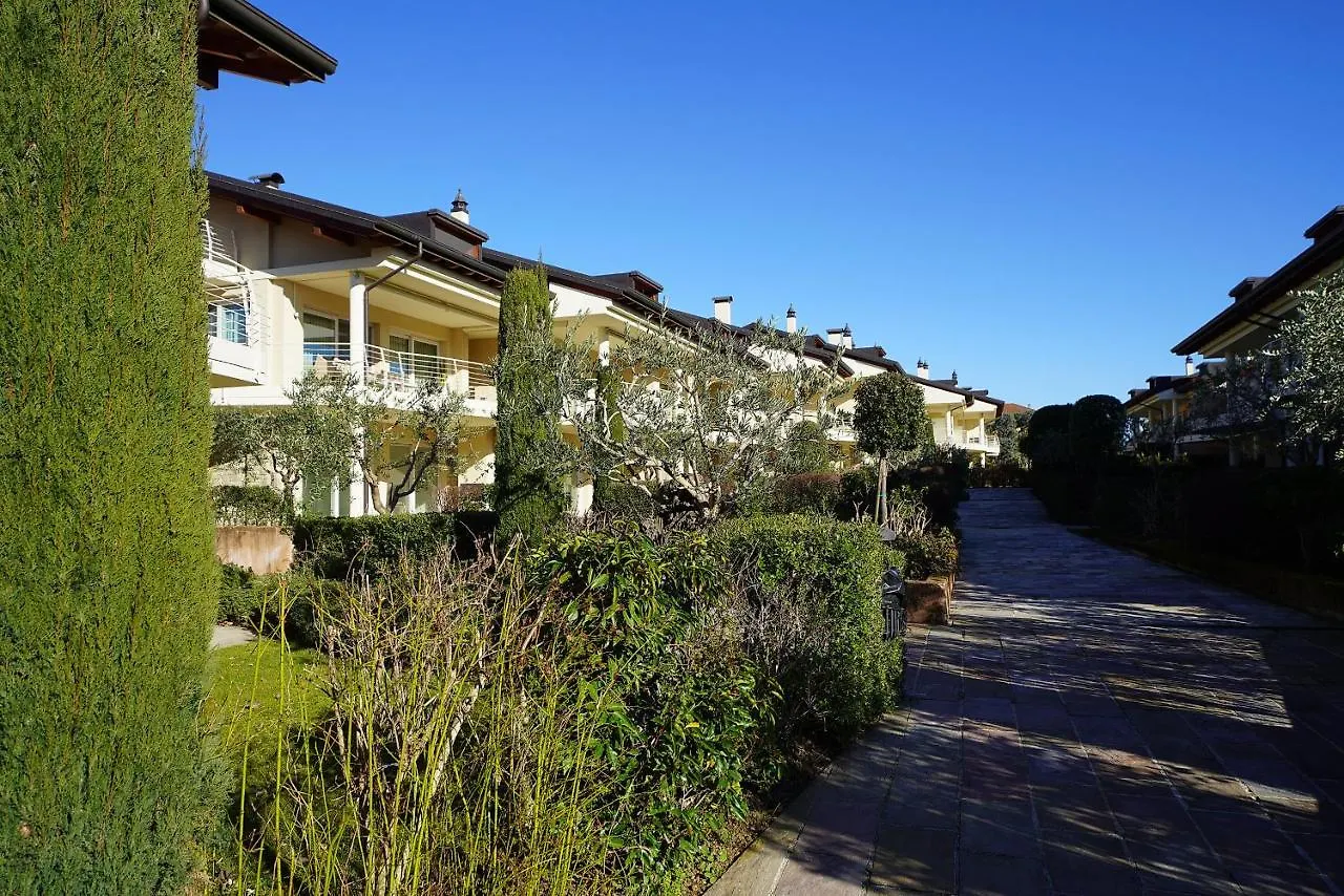 Resort Caesar C4 Sirmione - Gardagate 0*,  Italy
