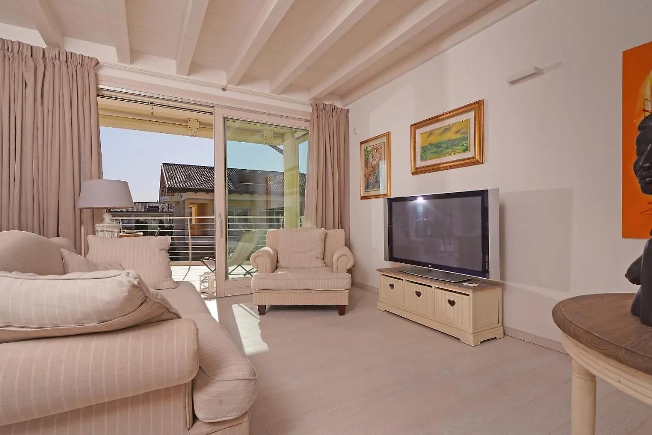 Apartment Resort Caesar C4 Sirmione - Gardagate Italy