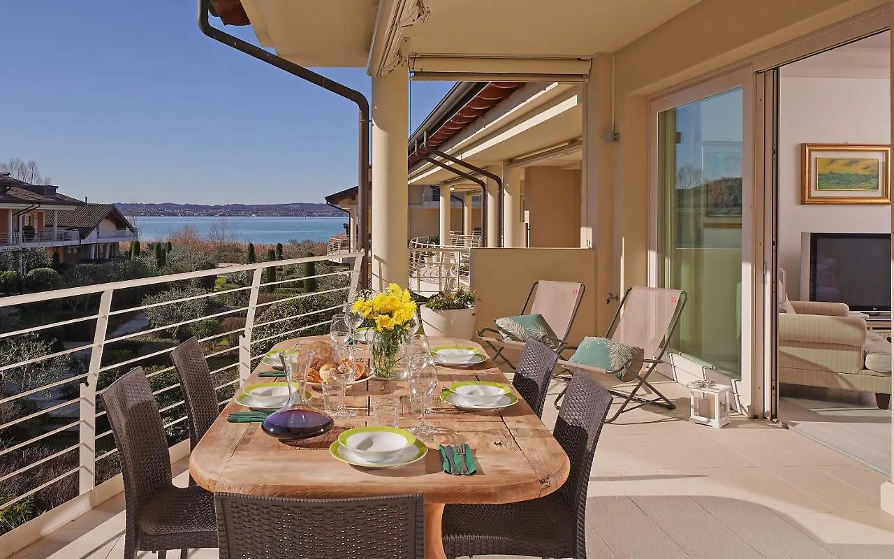 Apartment Resort Caesar C4 Sirmione - Gardagate Italy