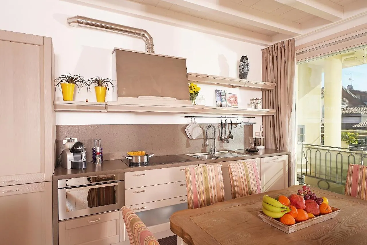 Apartment Resort Caesar C4 Sirmione - Gardagate Italy