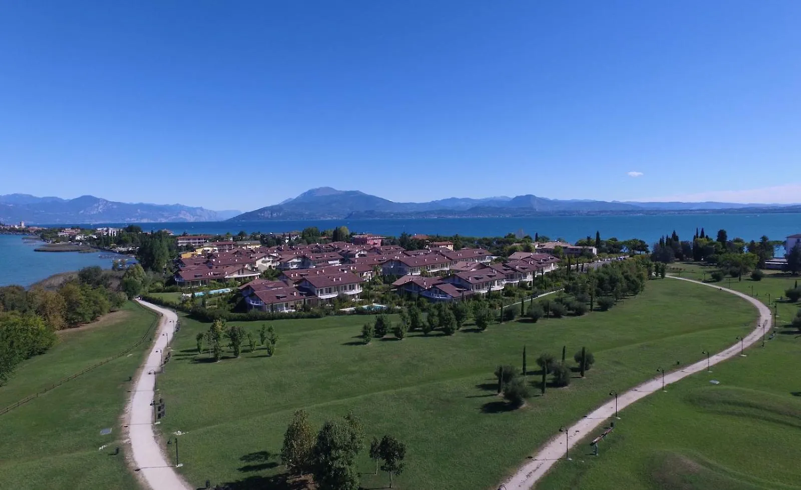 Resort Caesar C4 Sirmione - Gardagate Apartment